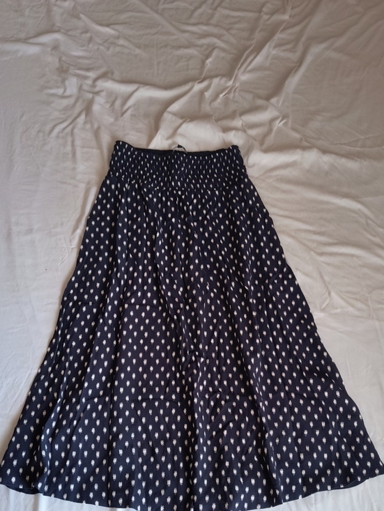 Madewell Dresses & Skirts - Madewell Smocked-waist Midi Skirt In Shibori Dot Print